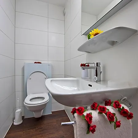 Aparthotel Channa 3*