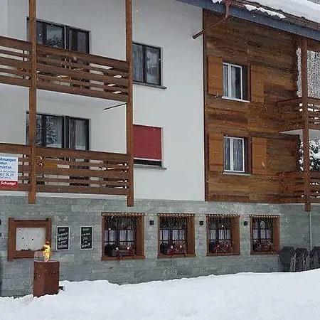 Channa Aparthotel 3*