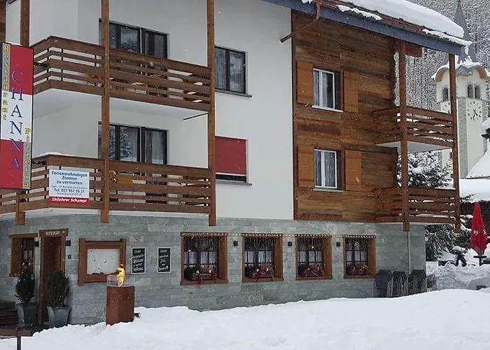 Channa Aparthotel 3*